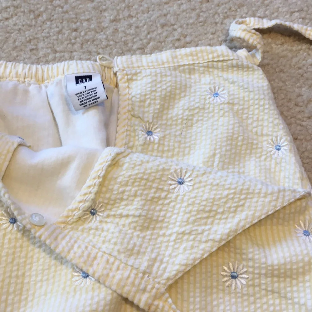 NWOT GAP seersucker skirt and bandana